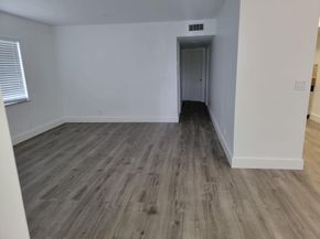 2100 Diana Dr 310, Hallandale Beach FL 33009