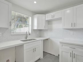 4130 SW 61st Ave, Davie FL 33314