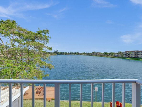 4130 SW 61st Ave, Davie FL 33314