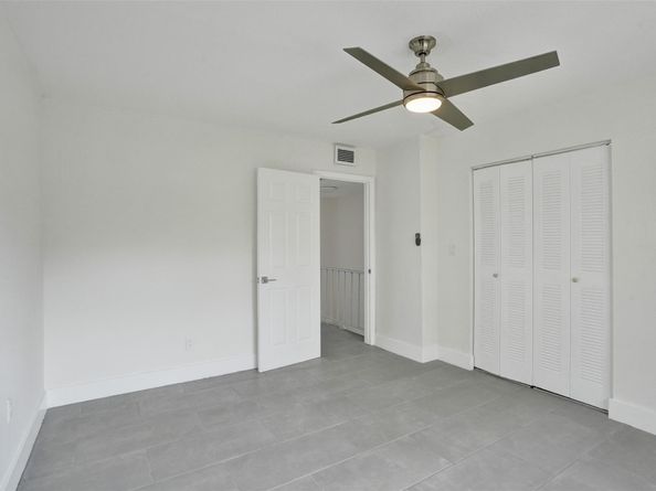 4130 SW 61st Ave, Davie FL 33314