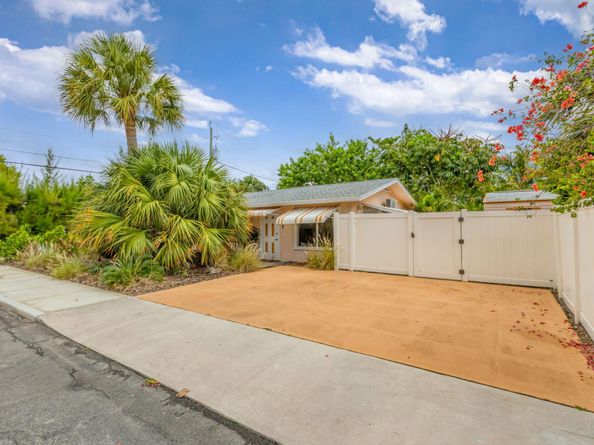 1201 N K Street, Lake Worth Beach FL 33460