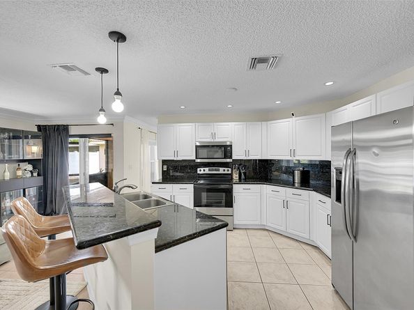 3218 Turtle Cv, West Palm Beach FL 33411