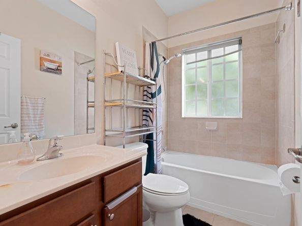 3184 NW 32nd Street, Oakland Park FL 33309