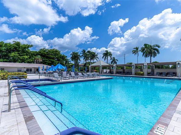 1804 Eleuthera Pt K2, Coconut Creek FL 33066