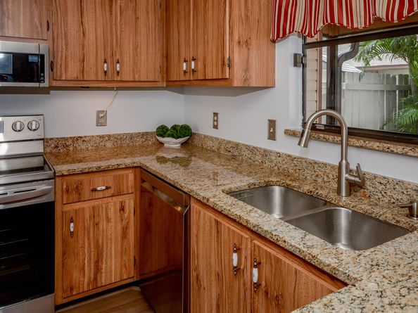 122 Sherwood Circle 10b, Jupiter FL 33458