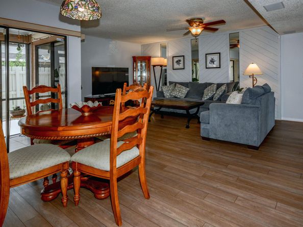 122 Sherwood Circle 10b, Jupiter FL 33458