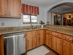 122 Sherwood Circle 10b, Jupiter FL 33458