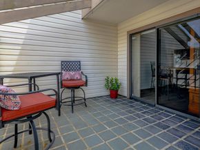122 Sherwood Circle 10b, Jupiter FL 33458