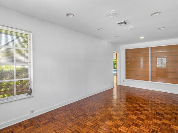 11991 Lake Shore Place, North Palm Beach FL 33408