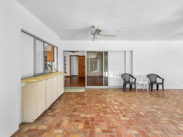 11991 Lake Shore Place, North Palm Beach FL 33408