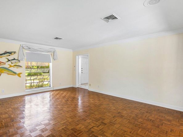 11991 Lake Shore Place, North Palm Beach FL 33408