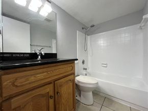 4469 Treehouse Lane B, Tamarac FL 33319