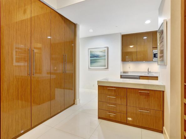 9703 Collins Avenue Ph 2700, Bal Harbour FL 33154