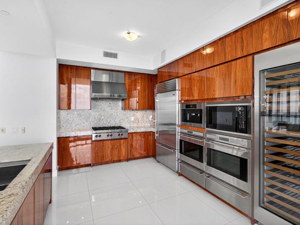 9703 Collins Avenue Ph 2700, Bal Harbour FL 33154