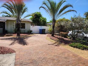 4610 NE 3rd Ave, Fort Lauderdale FL 33334