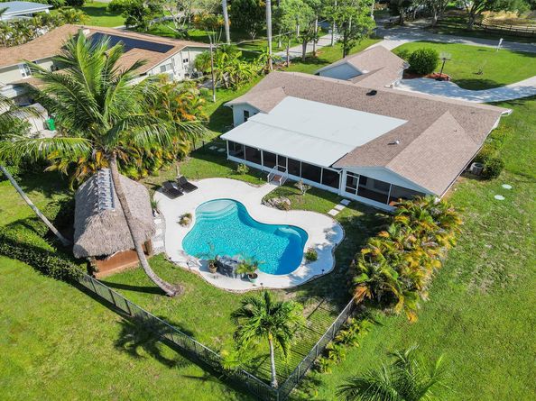 13770 SW 18th Ct, Davie FL 33325