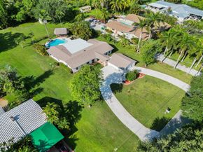 13770 SW 18th Ct, Davie FL 33325