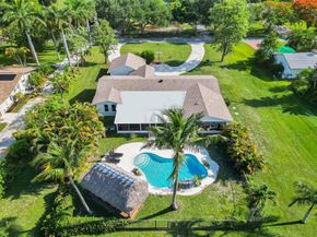 13770 SW 18th Ct, Davie FL 33325