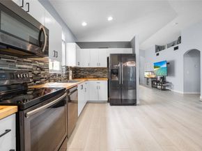 801 NW 130th Ave, Pembroke Pines FL 33028