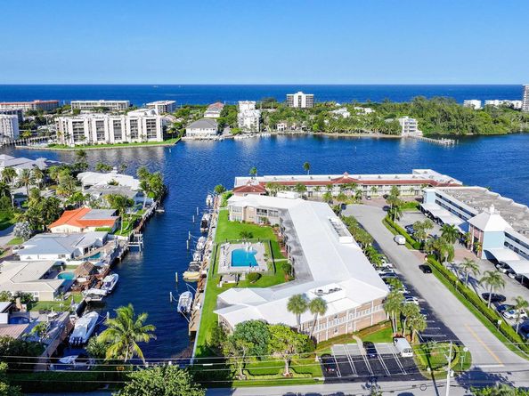 701 NE Harbour Terrace 103, Boca Raton FL 33431