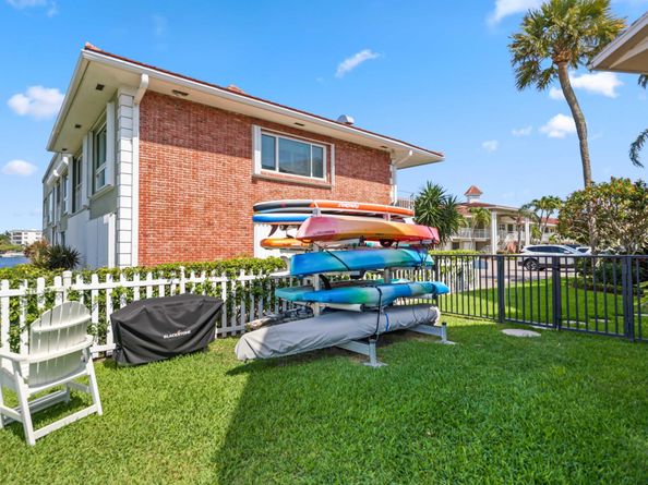 701 NE Harbour Terrace 103, Boca Raton FL 33431