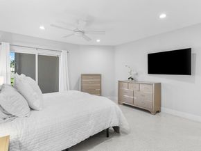 701 NE Harbour Terrace 103, Boca Raton FL 33431