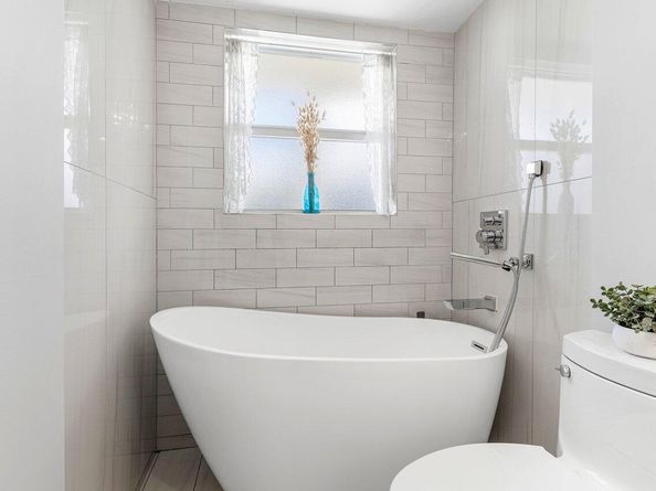 701 NE Harbour Terrace 103, Boca Raton FL 33431