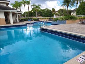 9901 Westview Dr 323, Coral Springs FL 33076