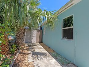 1120 N Palmway, Lake Worth Beach FL 33460