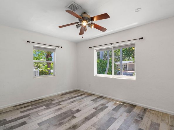 1120 N Palmway, Lake Worth Beach FL 33460