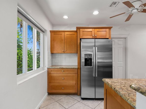 1120 N Palmway, Lake Worth Beach FL 33460