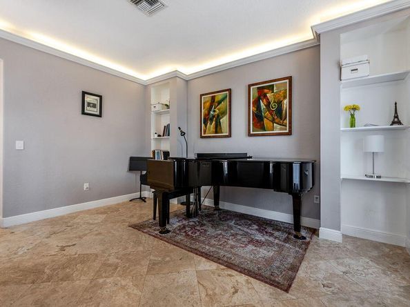 6911 Julia Gardens Drive, Coconut Creek FL 33073