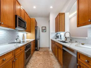 6911 Julia Gardens Drive, Coconut Creek FL 33073