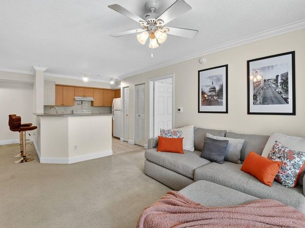 1315 Villa Lane, Boynton Beach FL 33435