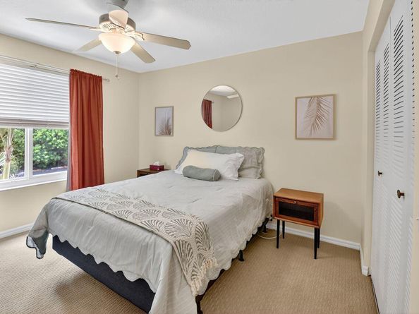 1315 Villa Lane, Boynton Beach FL 33435
