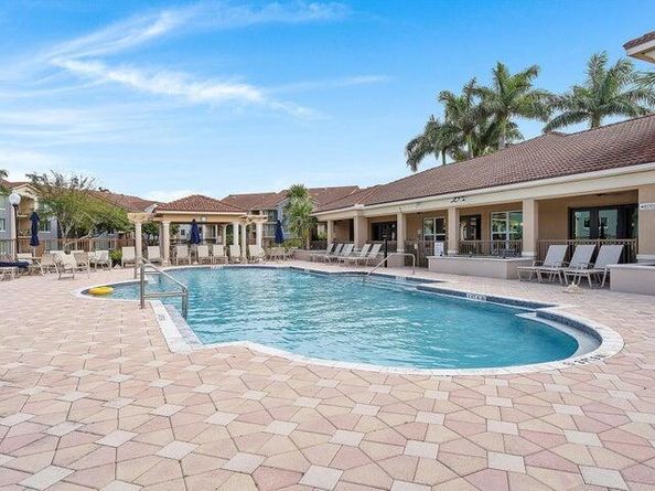 1315 Villa Lane, Boynton Beach FL 33435