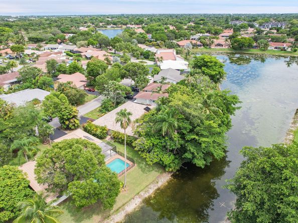 1244 NW 113 Terrace, Coral Springs FL 33071