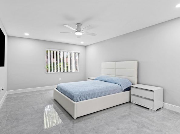 6175 Kings Gate Circle, Delray Beach FL 33484