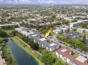 1000 Hillcrest Court 214, Hollywood FL 33021