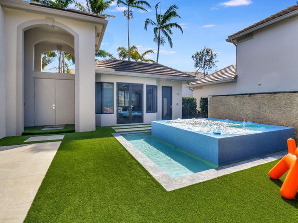 2467 NW 62nd Street, Boca Raton FL 33496