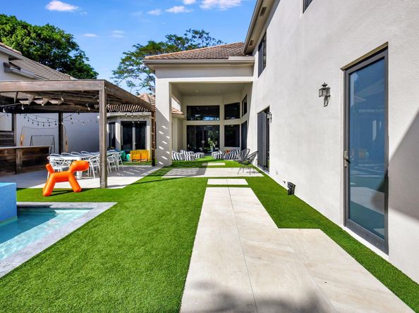 2467 NW 62nd Street, Boca Raton FL 33496