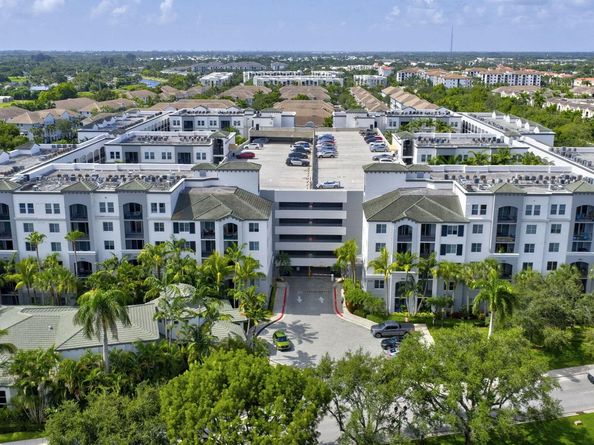 1690 Renaissance Commons Boulevard 1329, Boynton Beach FL 33426