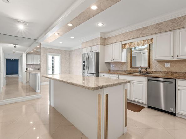 16940 Bay Street N504, Jupiter FL 33477