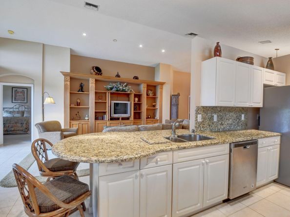 6875 Southport Drive, Boynton Beach FL 33472