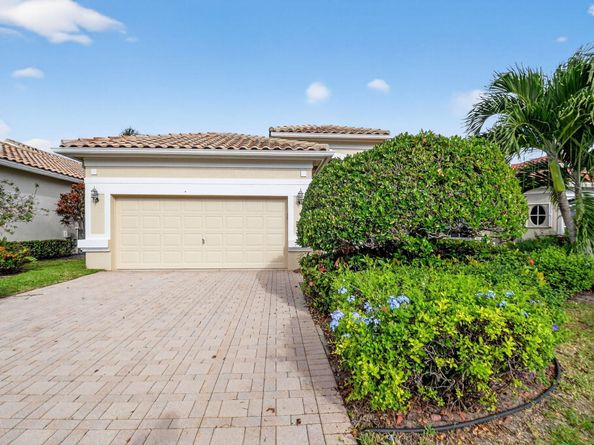 6875 Southport Drive, Boynton Beach FL 33472