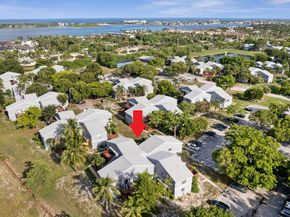 4 Crossings Circle D, Boynton Beach FL 33435