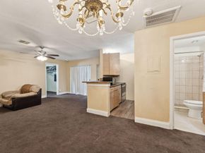 4 Crossings Circle D, Boynton Beach FL 33435