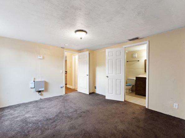 4 Crossings Circle D, Boynton Beach FL 33435