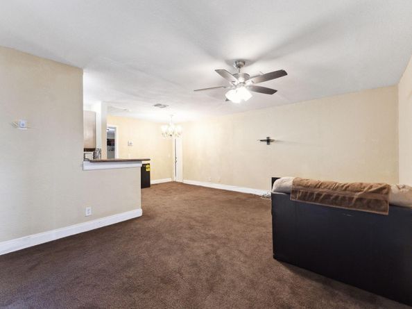 4 Crossings Circle D, Boynton Beach FL 33435