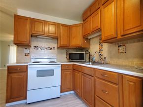 306 Gardens Dr 202, Pompano Beach FL 33069